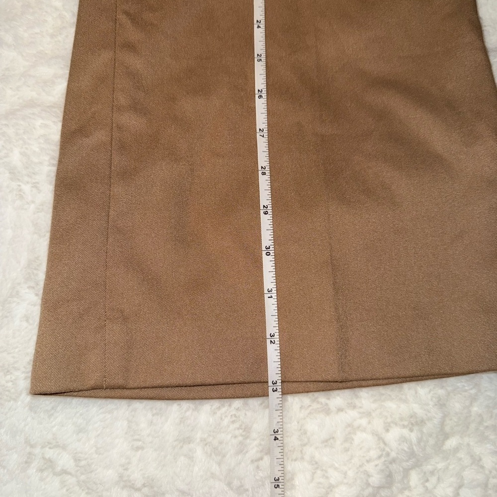 White House Black Market Tan Women's Capris Size 6R - Picture 2 of 9